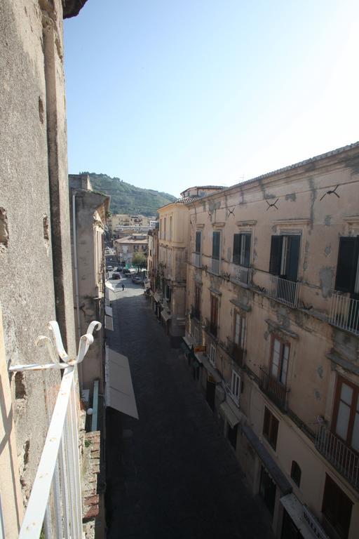Al Vecchio Castello Bed and Breakfast Tropea Buitenkant foto